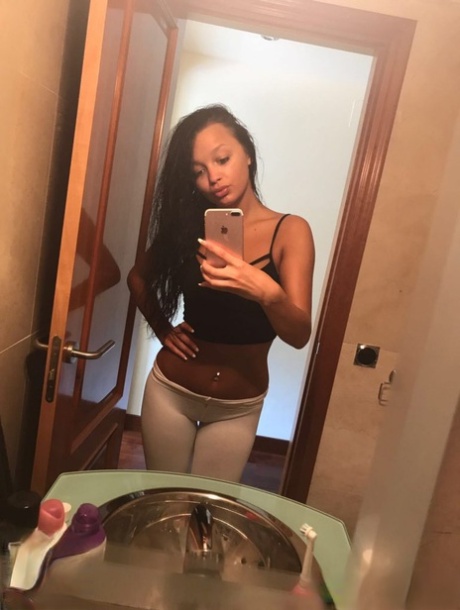 Bağlarbaşi Lüks Rezidans Konforunda Escort Bayan Bahar